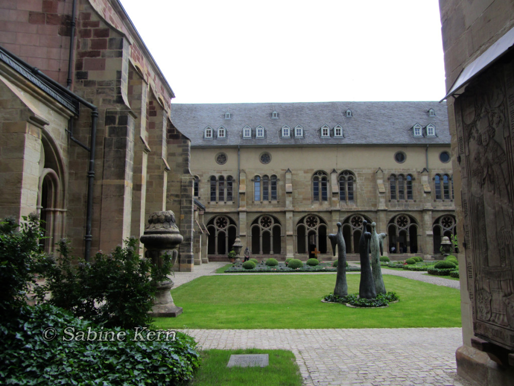 Kreuzgang Dom